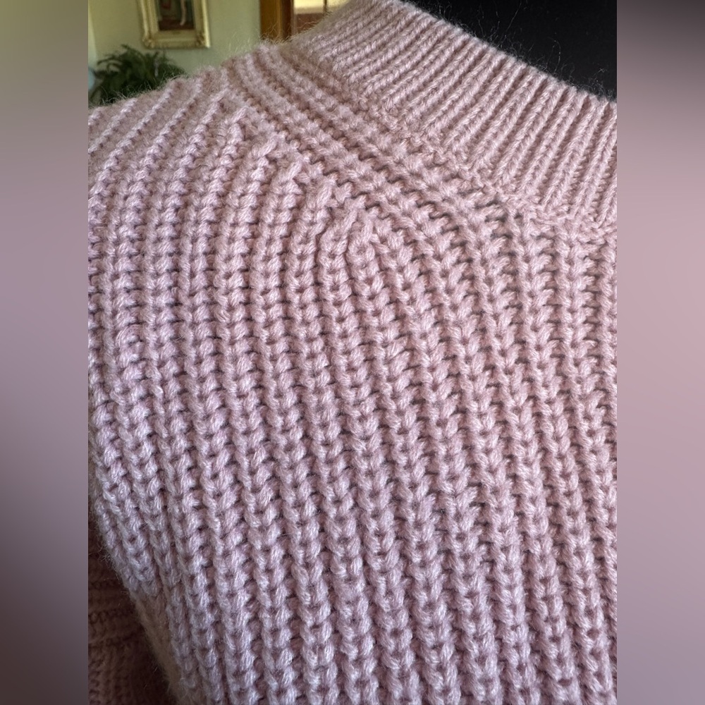 Elodie Cropped Ribbed Knit Sweater Pink Mauve Size M - Picture 2 of 8